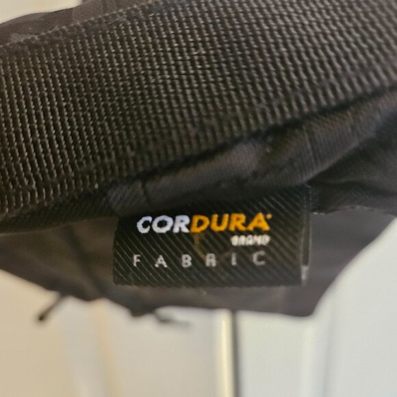 Supreme shoulder/crossbody bag, unisex, authentic from 2019! Like new! - Picture 6 of 8